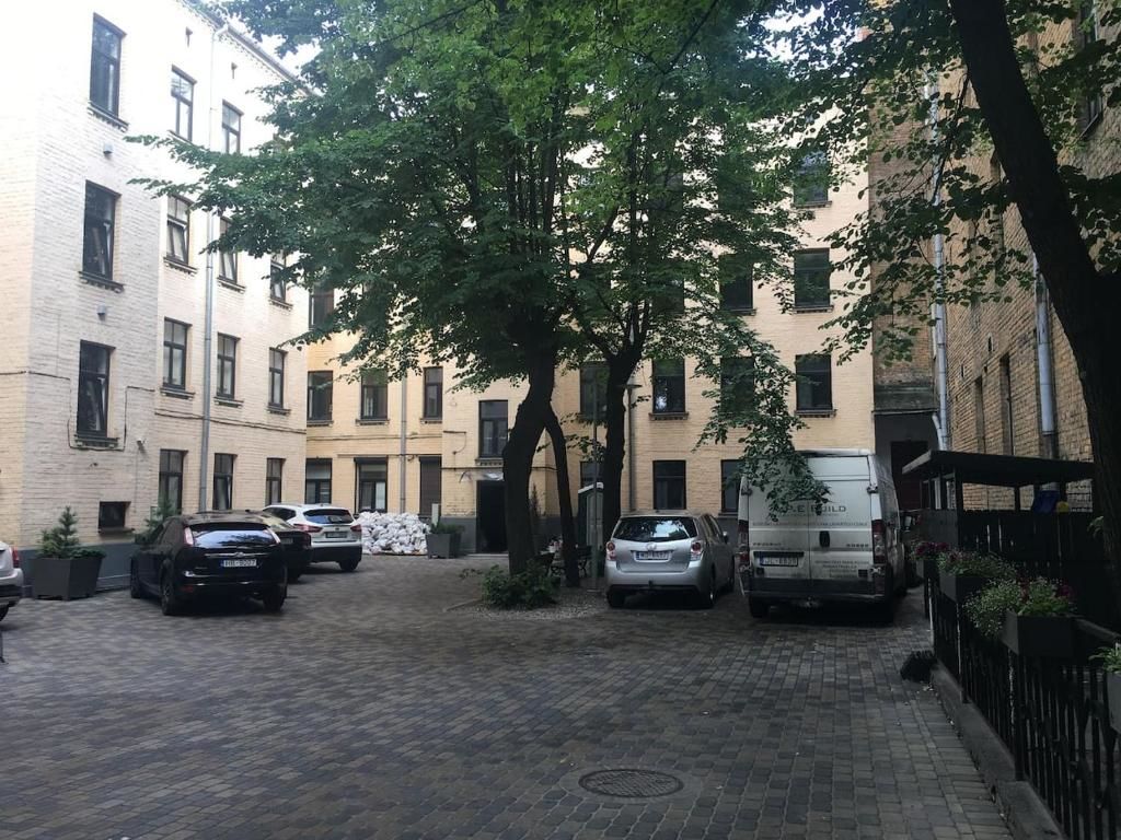 Апартаменты Cozy Loft In The Quiet Center of Riga Рига