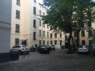 Апартаменты Cozy Loft In The Quiet Center of Riga Рига Апартаменты с 1 спальней-23